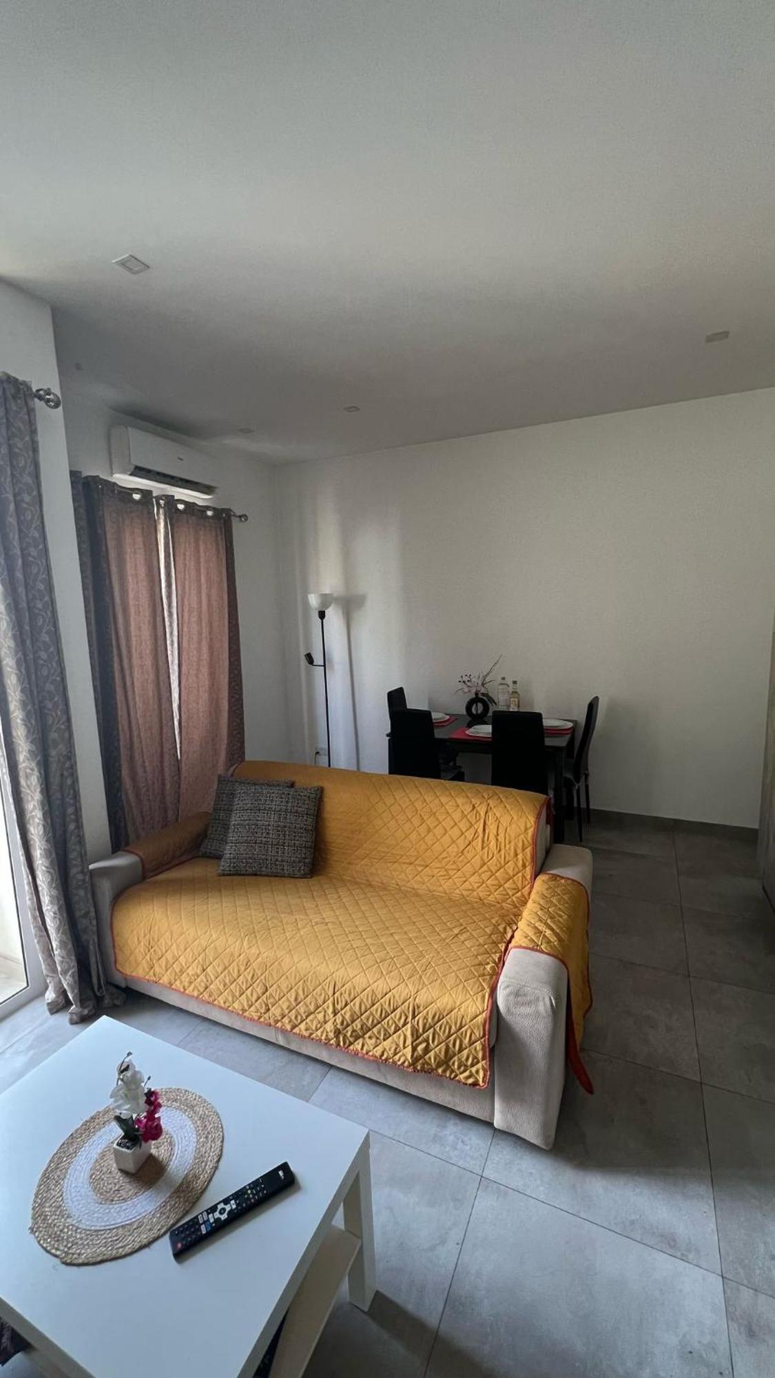 One Bedroom Tea Apartment Il-Gzira Zewnętrze zdjęcie